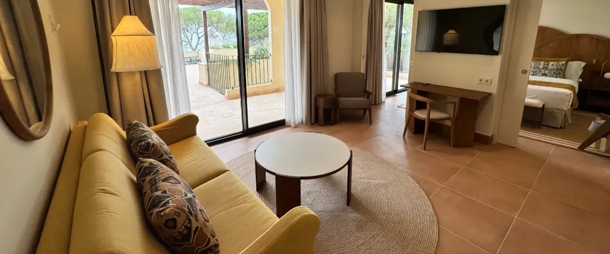 Suite junior avec piscine et vue sur la mer Punta Bermeja Premium Beach Hotel El Puerto de Santa María Suite junior avec piscine et vue sur la mer Punta Bermeja Premium Beach Hotel El Puerto de Santa María