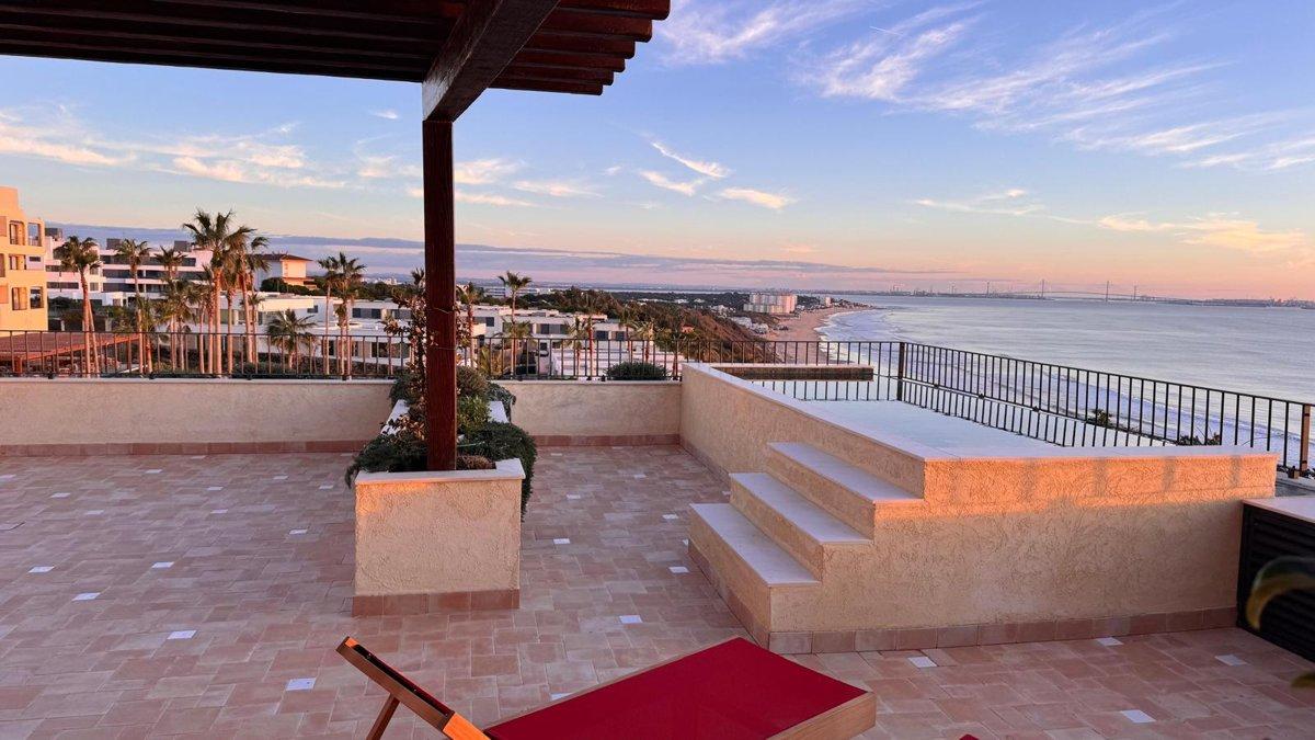 Family Suite with Pool and Sea Views Punta Bermeja Premium Beach Hotel El Puerto de Santa María Family Suite with Pool and Sea Views Punta Bermeja Premium Beach Hotel El Puerto de Santa María